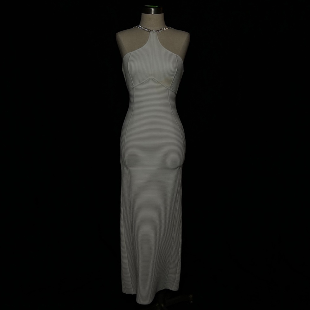 Withe dress - Picture 3 of 5